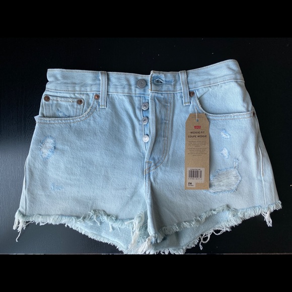 Levis Wedgie Fit Light Blue Wash Shorts(Brand New)